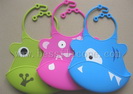 cartoon silicone baby bibs