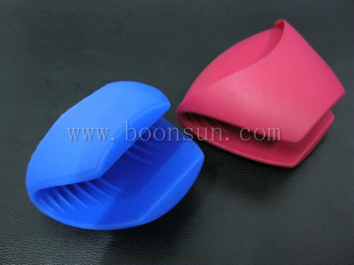 Silicone Oven Mitt