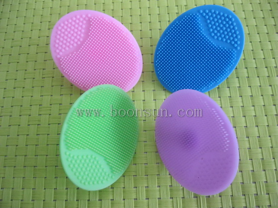 Clean Baby Scalp Massaging Brush